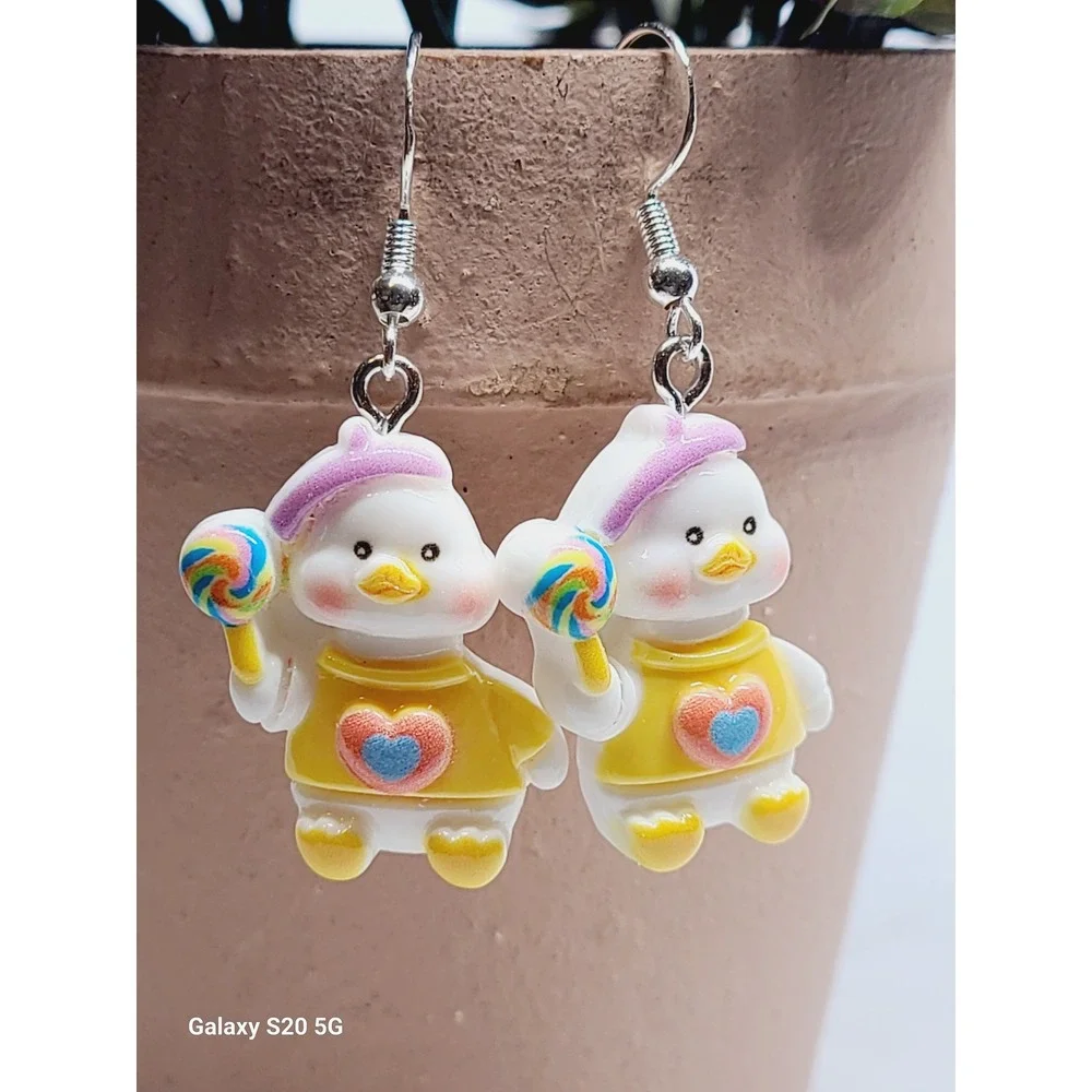 Handmade Duck with Lollipop Resin Drop‎ Earrings Yellow Heart Sweater Novelty